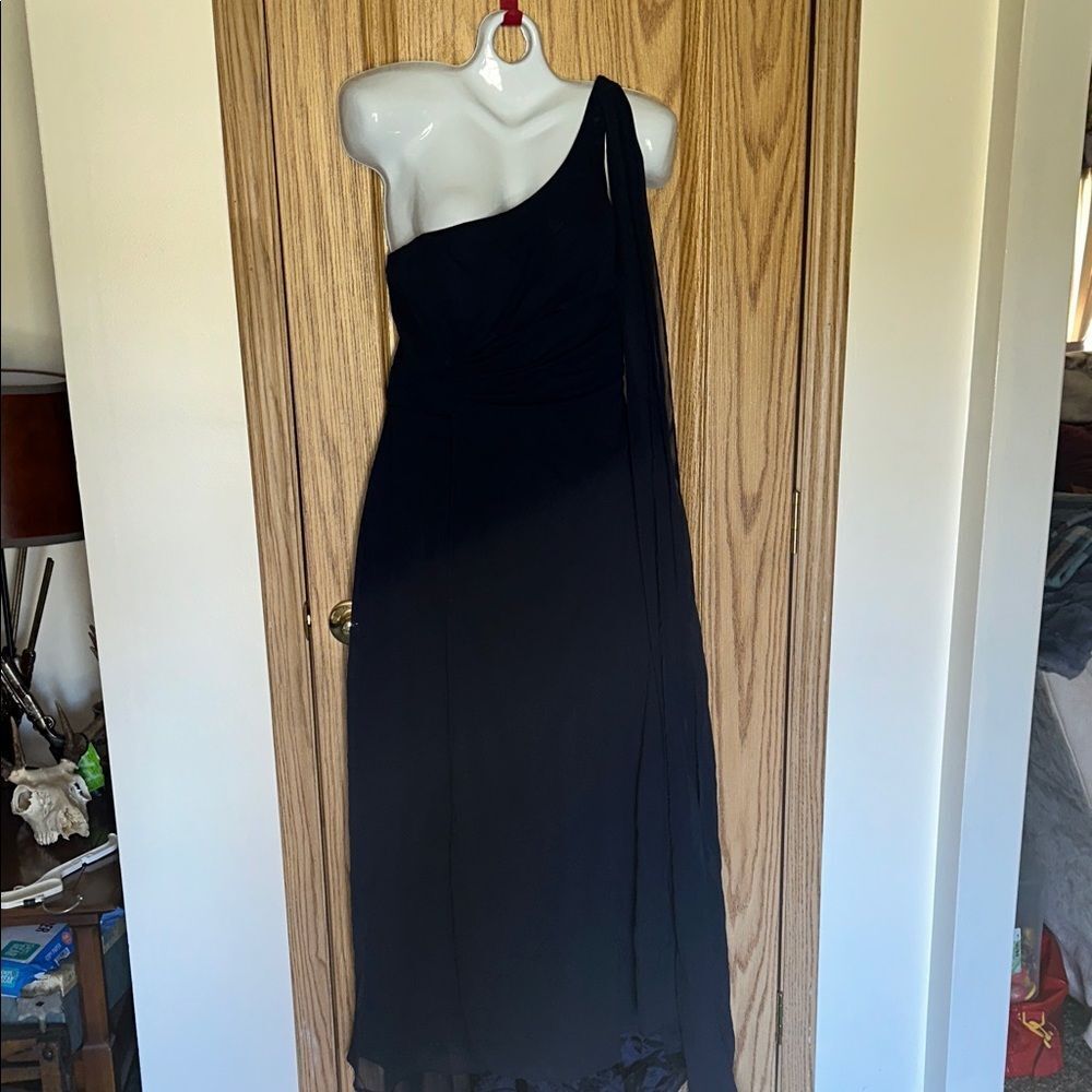 Elegant Navy One-Shoulder Gown with scarf size 11-12